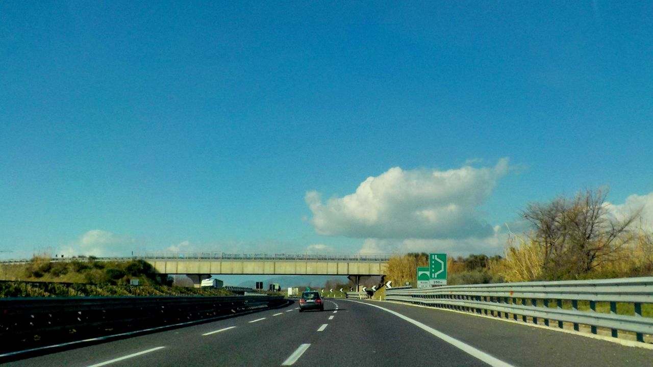 Roma incidente autostrada A12 morta ragazza