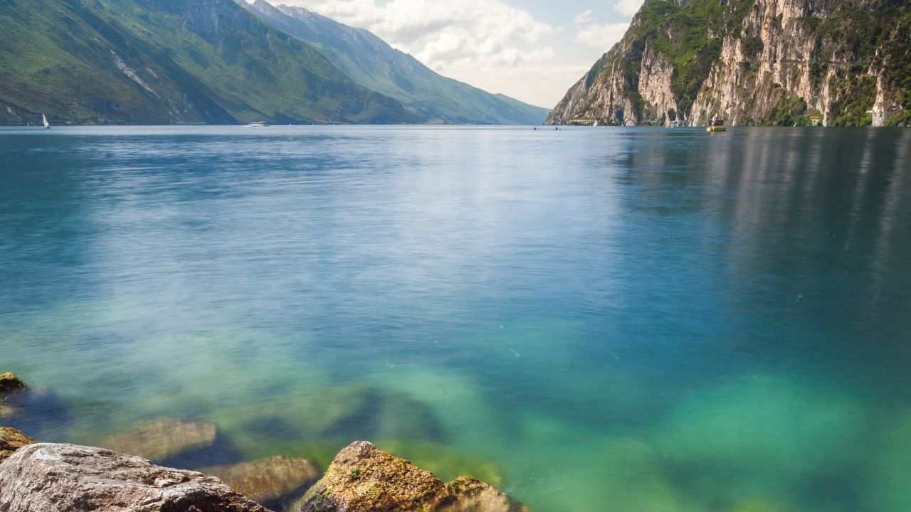 Limone sul Garda barista morto tuffo Lago