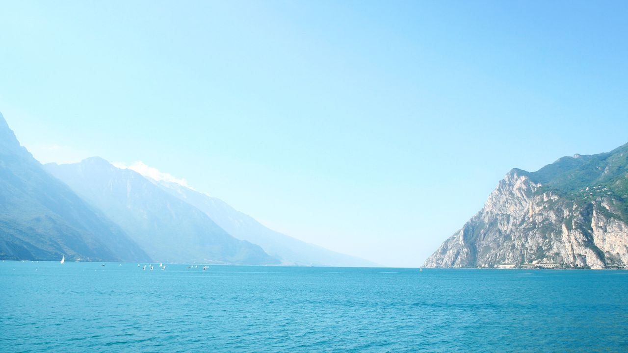 Lago di Garda padre annega salvare figlio