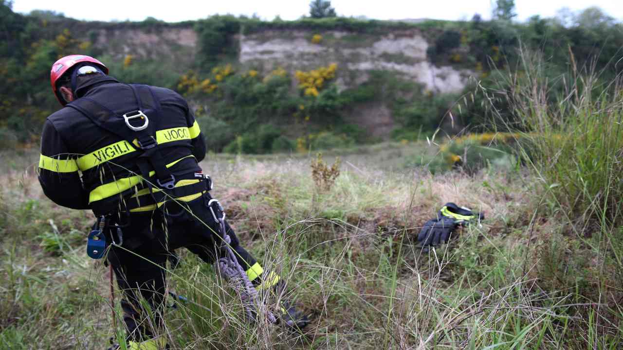 Ancona trovato morto dirupo 55enne scomparso