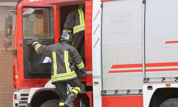 Udine morta volontaria Elena Lo Duca incendio