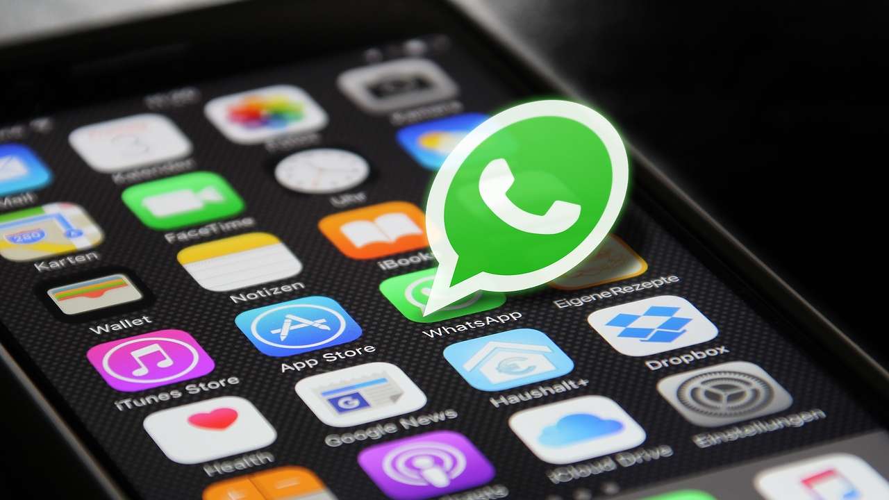 whatsapp chat cancellate