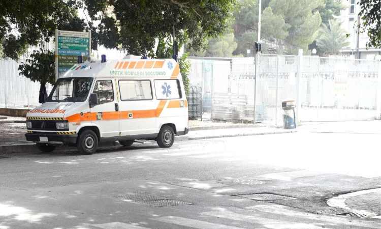 Ancona investito cisterna morto ragazzo 21 anni