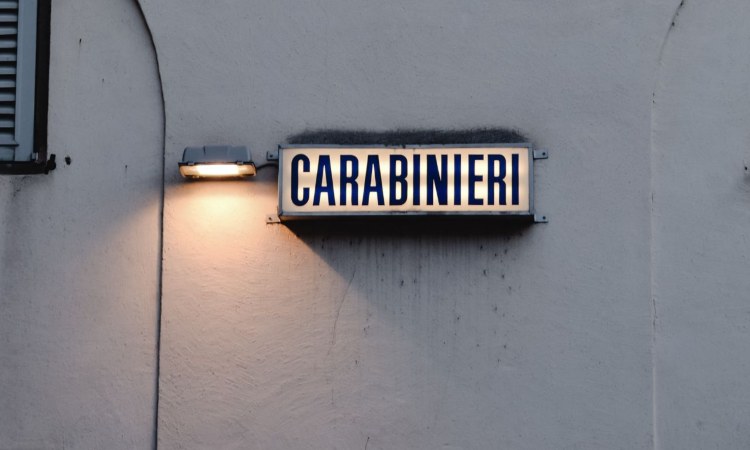 Udine carabiniere morto caserma malore
