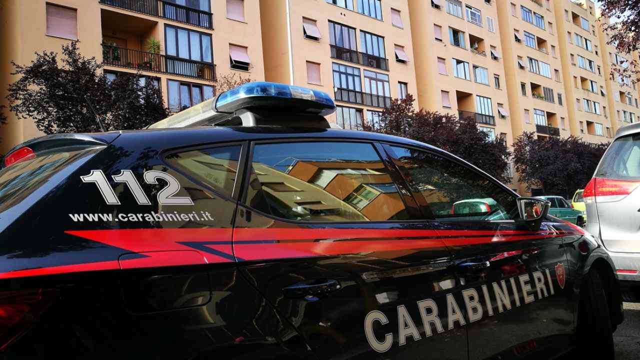 Gallarate pensionato uccide madre suicidio