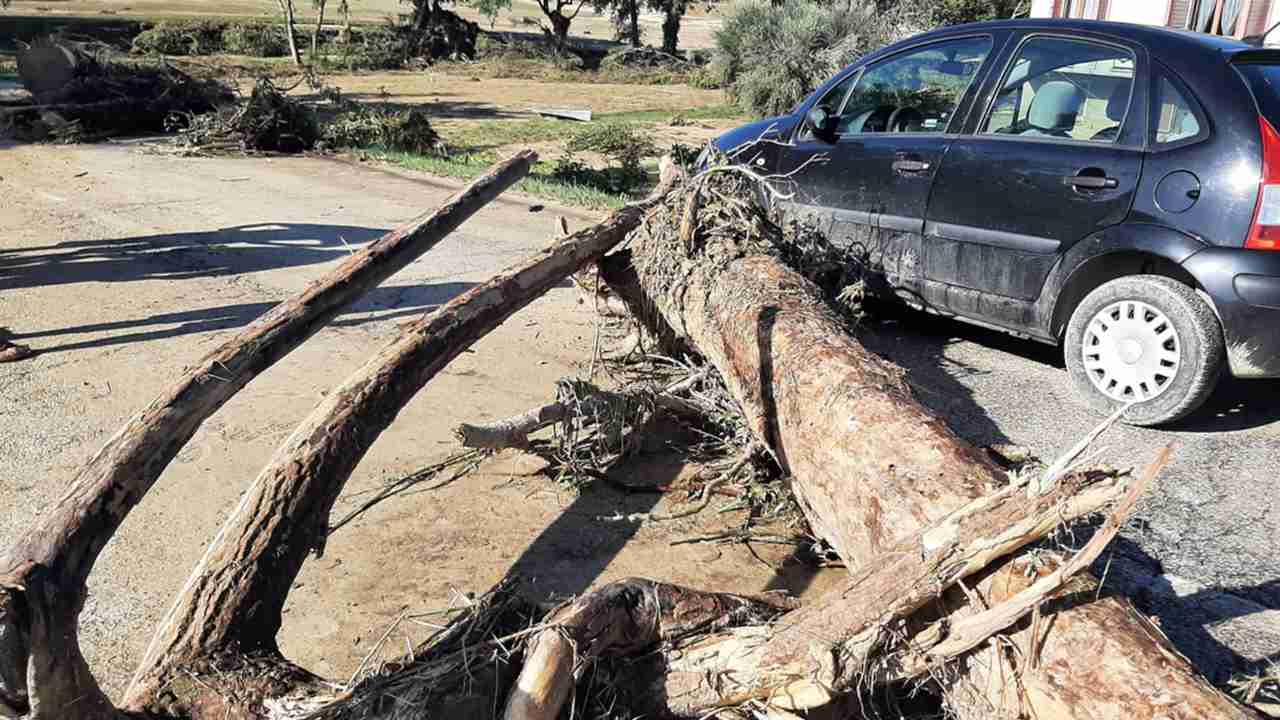 Ancona maltempo morti dispersi