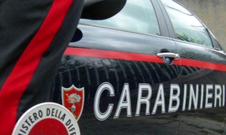 Cagliari malore auto morto 45enne