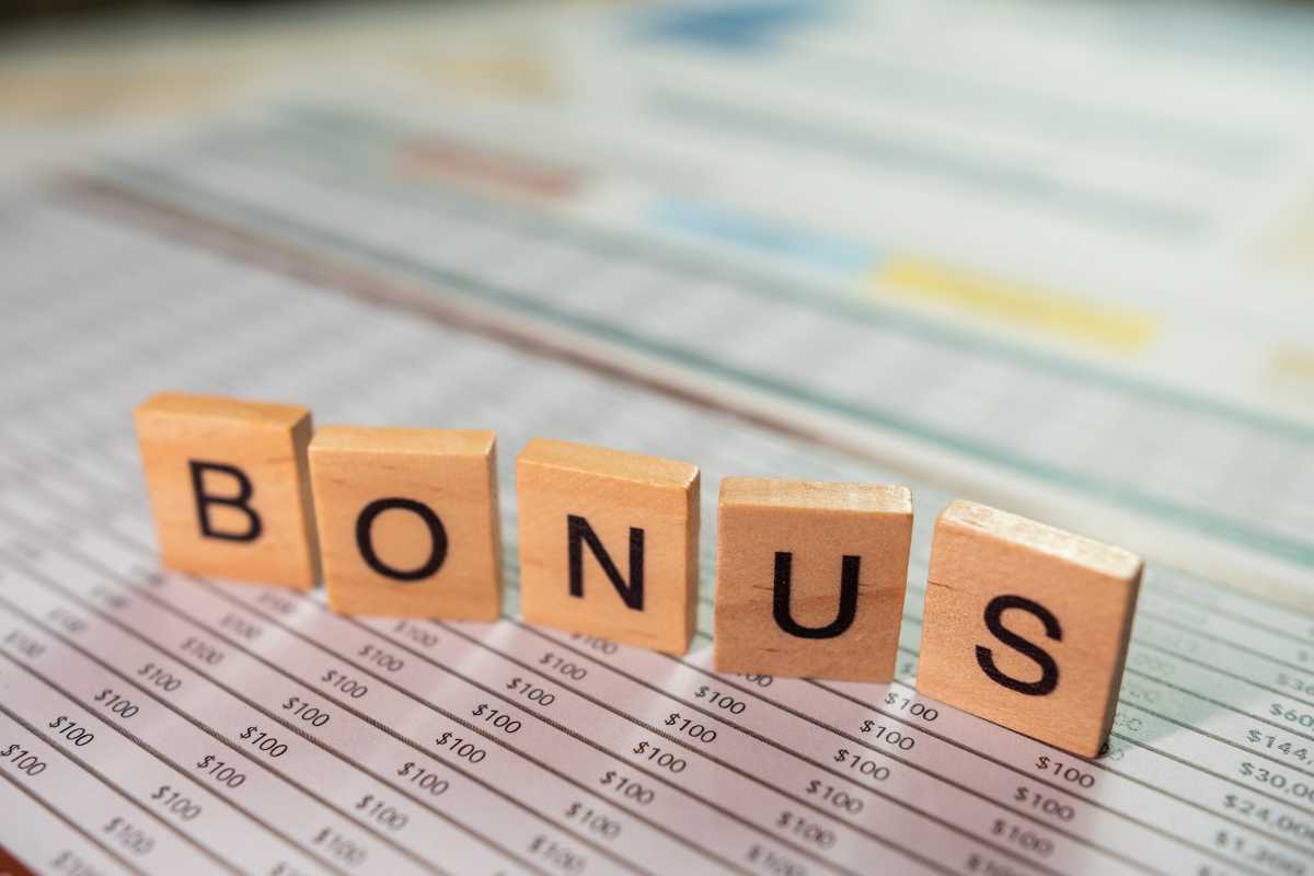 arriva il bonus mensile 2025 per gli anziani