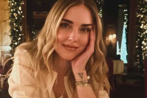 chiara ferragni saluta il 2024 con un post commovente su instagram