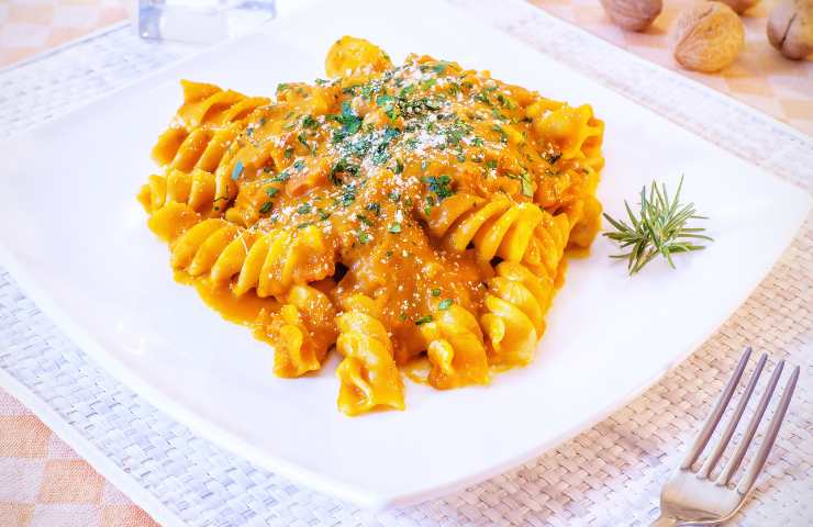 pasta e zucca: come preparare questo piatto delizioso in modo semplice