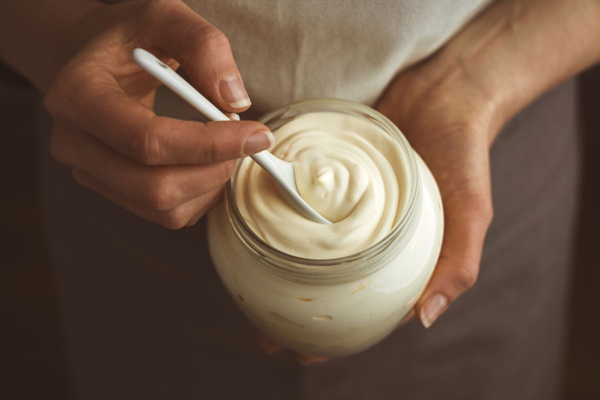 la ricetta per preparare una maionese senza le uova: semplice e veloce